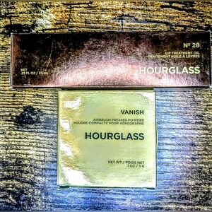Hourglass Pressed Powder & Lip Treatment Oil
